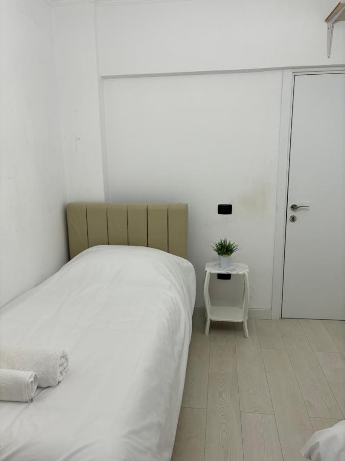 Center, Selvia White Apartment Tirana Buitenkant foto